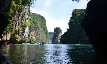 2N Phuket + 2N Krabi + 1N Bangkok